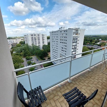 Beautiful & Cosy 3 Bedrooms Full Accommodation Ris-Orangis Екстериор снимка