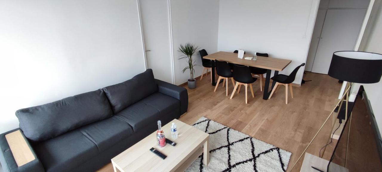 Beautiful & Cosy 3 Bedrooms Full Accommodation Ris-Orangis Екстериор снимка