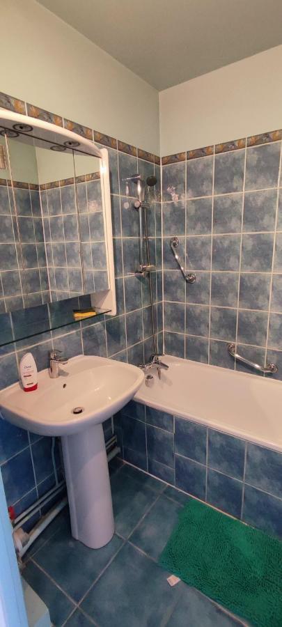 Beautiful & Cosy 3 Bedrooms Full Accommodation Ris-Orangis Екстериор снимка